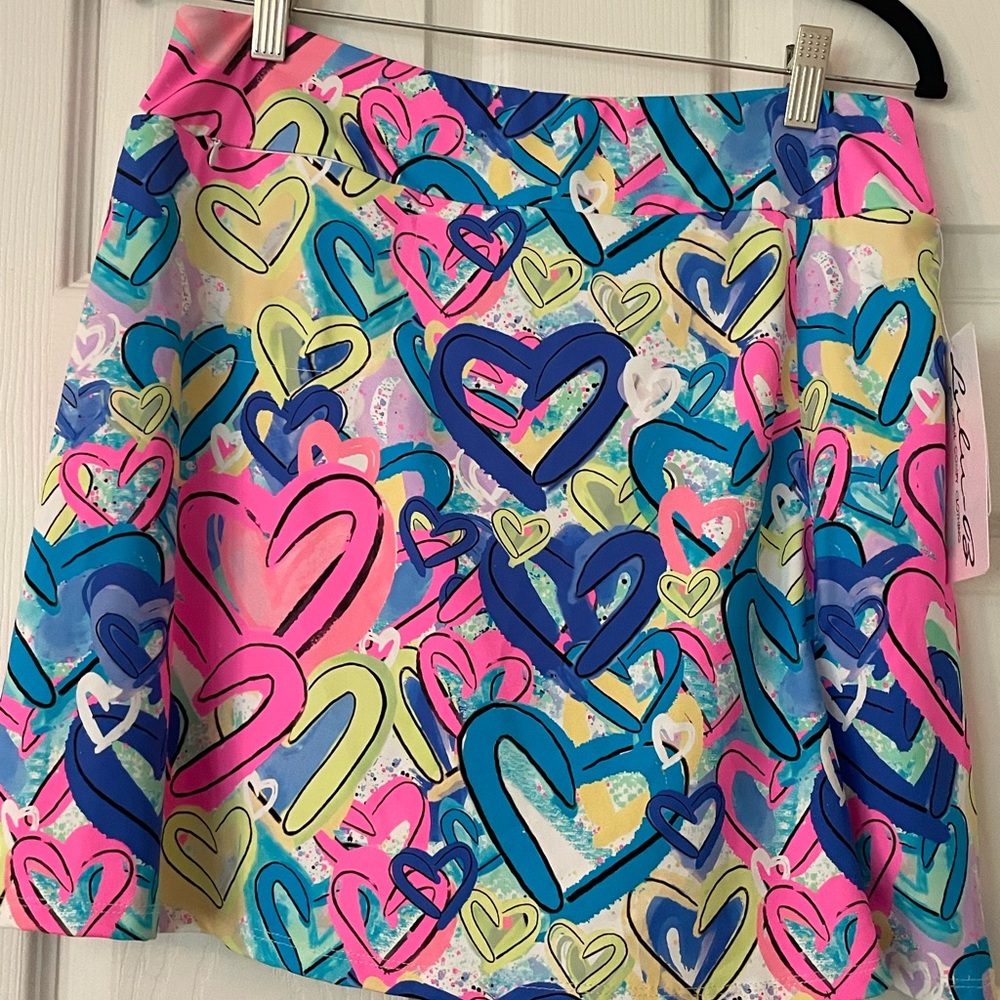 Lulu-B skort size small. NWT